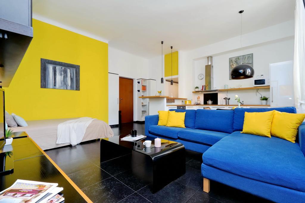 Joivy Colorful For 2 Near Life Apartment Mailand